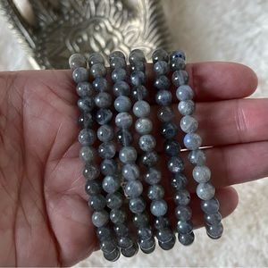 Labradorite stretch bracelet